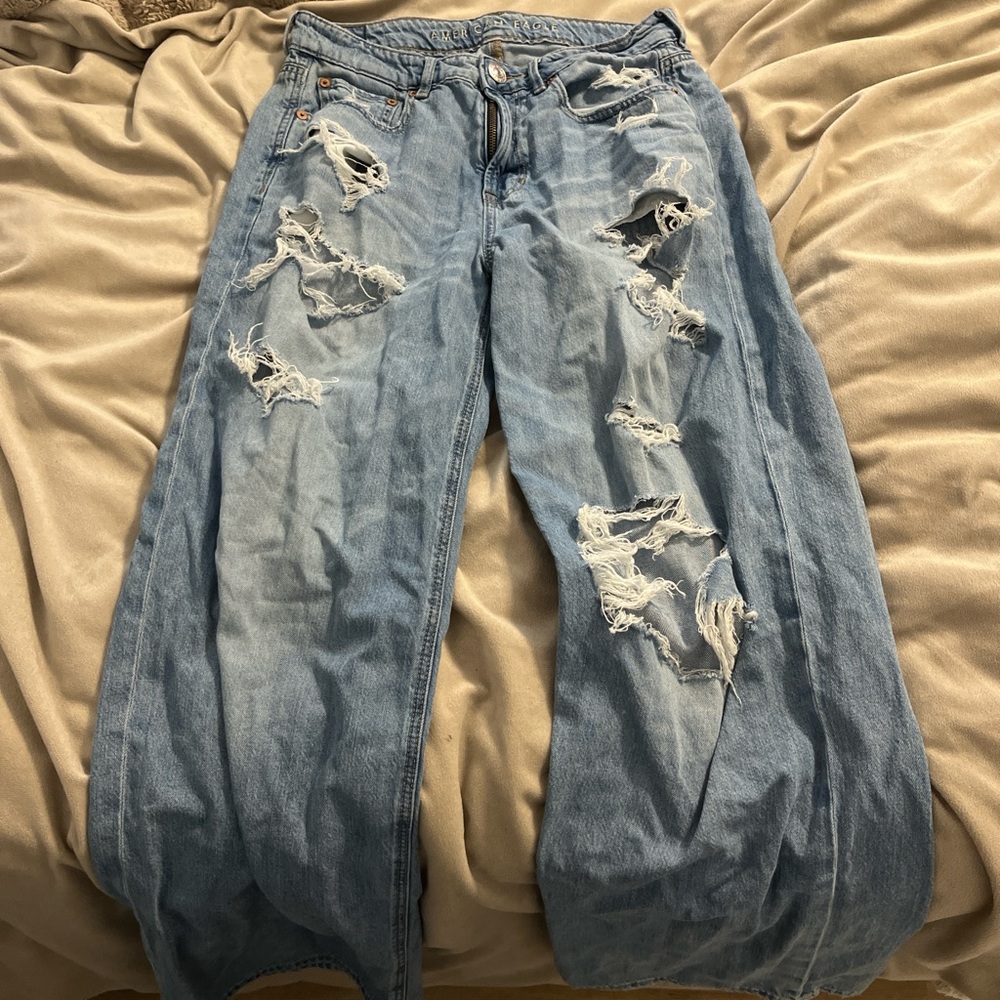 AMERICAN EAGLE Ripped Jeans - Picture 4 of 4